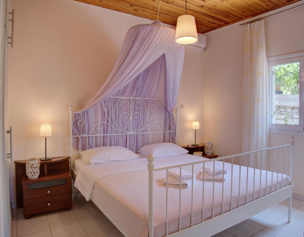 Guesthouse Agia Triada Koroni  Exterior photo